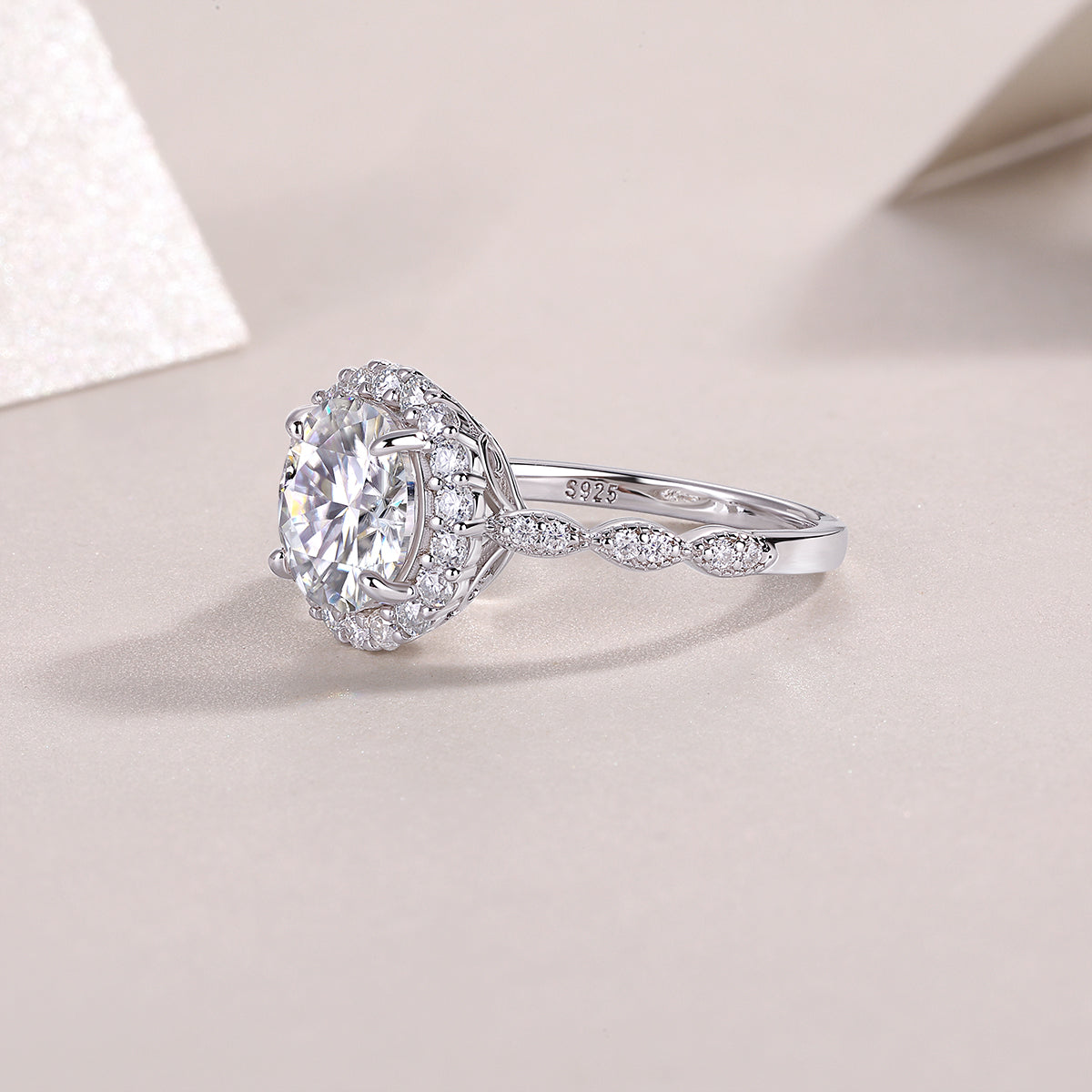 1Starlight Shining - A Fashionable Jewelry Ring Set With 3-carat Moissanite S925 Sterling Silver And Platinum-plated Diamond Prohibit TikTok sales