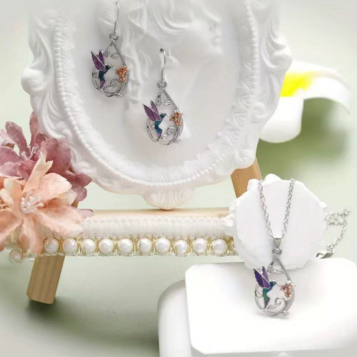 Hummingbird Dripping Oil Ornament Set Animal Series