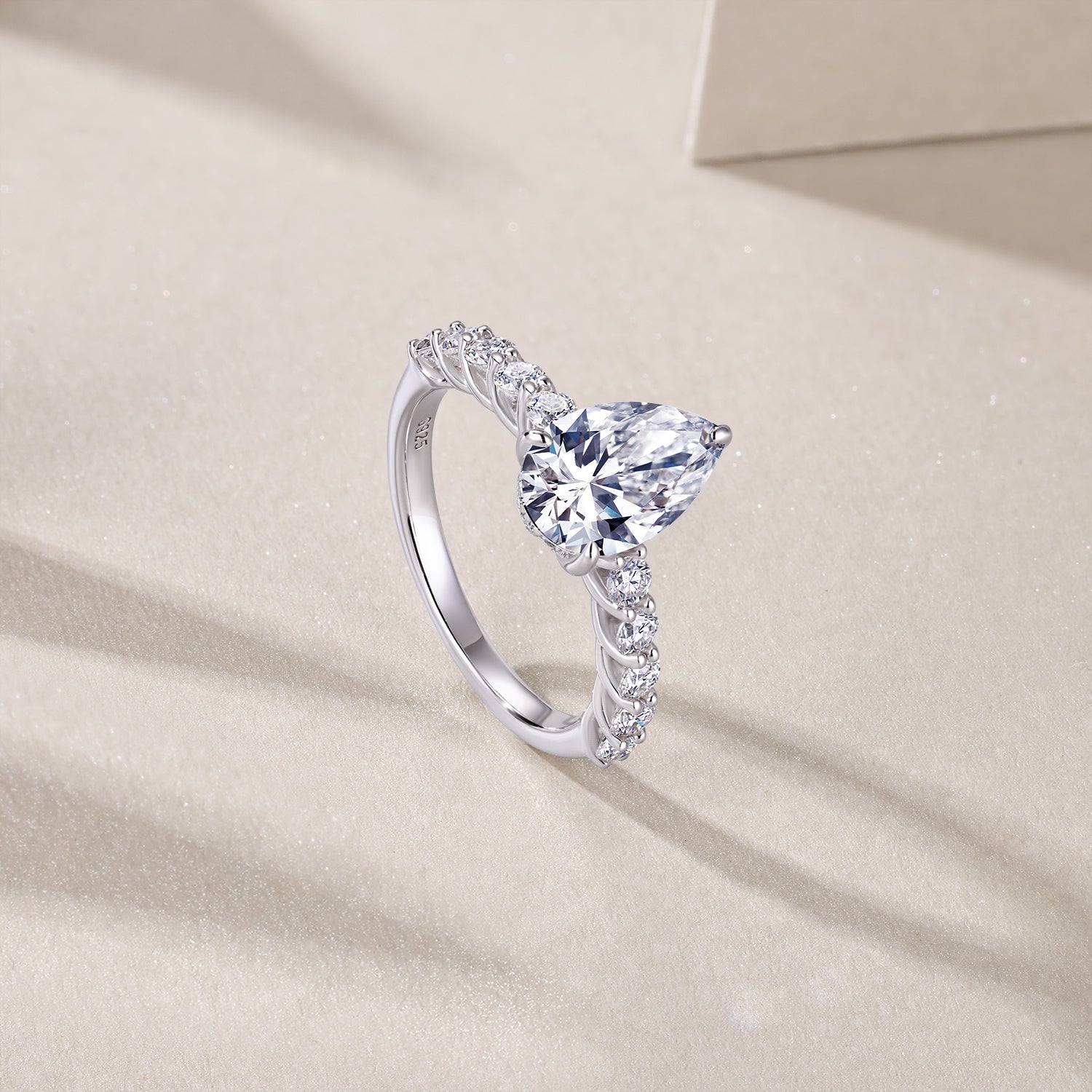 1Moonlight Water Drop - A Fashionable Diamond Jewelry Piece Set With Moissanite S925 Sterling Silver And Platinum Diamond Ring Prohibit TikTok sales