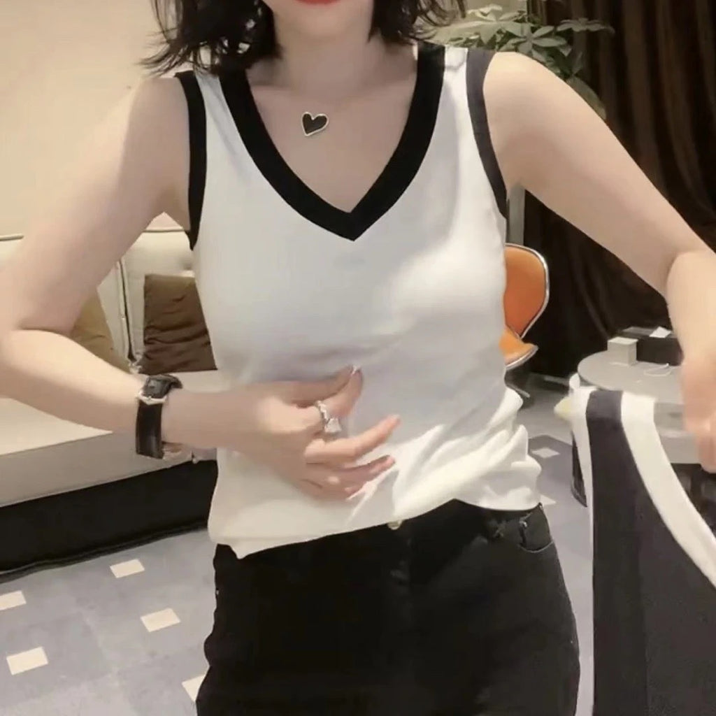 Fashionable Simple Versatile Figure-flattering Tank Top For Layering