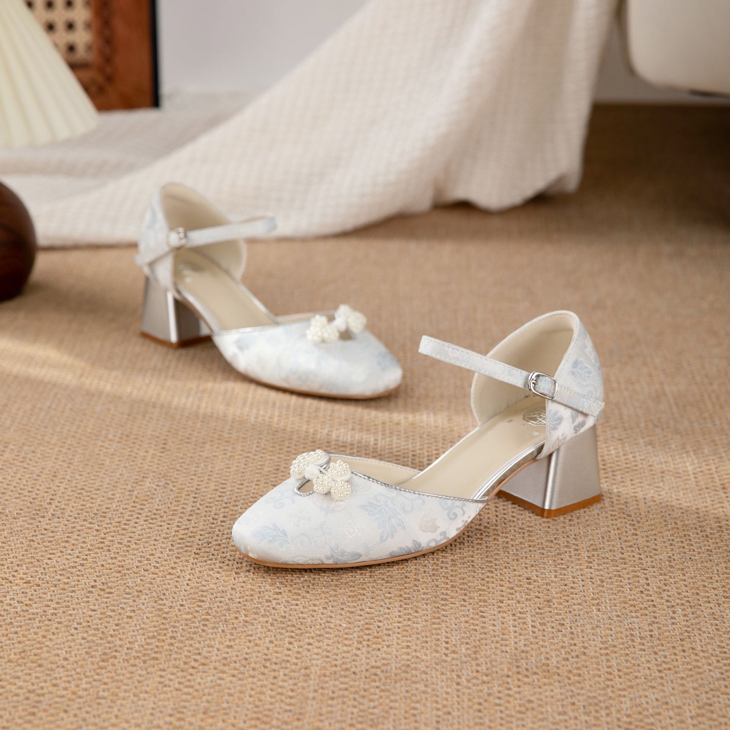 Light Blue Jacquard One-piece Platform High-heeled Women's Shoes. Oriental Beauty Pearl Buttoned Square-toe Hollow High-heeled Shoes. Elegant Versatile Single Shoes. Elegant Formal And Casual Shoes Fo