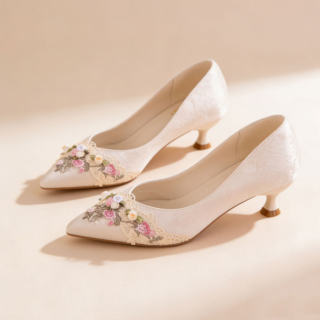 Mint-colored Jacquard Pointed Kitten Heels And Women's Shoes. Lace Flower Embroidery Low-cut Sandals. Gentle And Elegant High-heeled Shoes. Formal And Casual Lady Shoes For Events.
