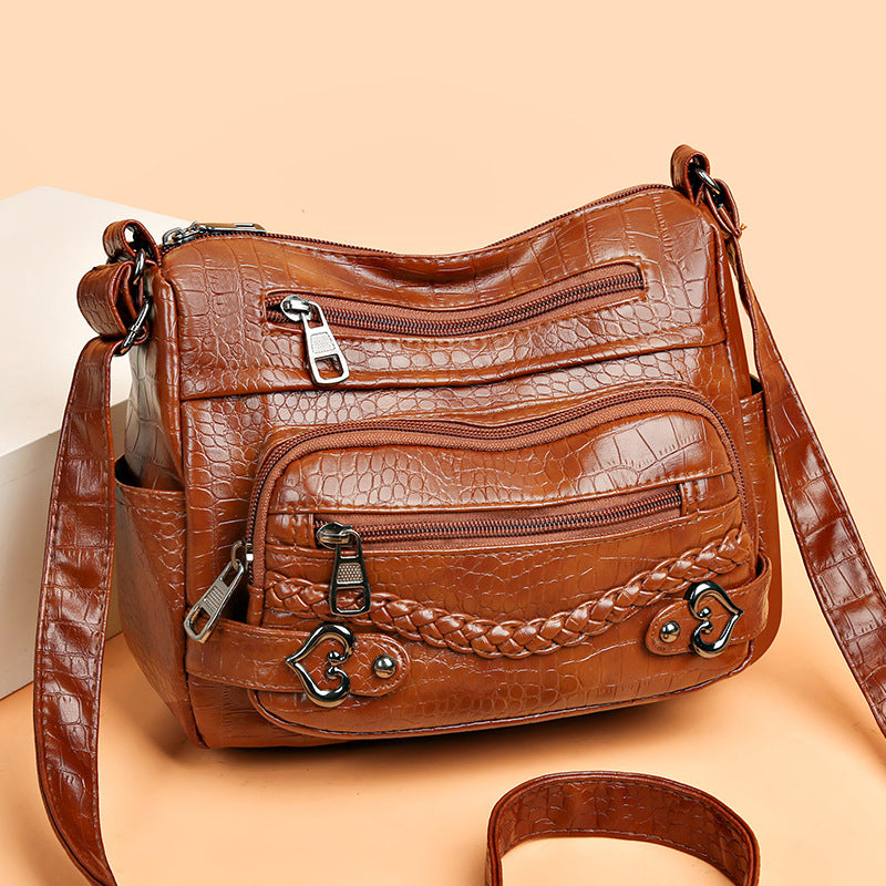 New Fashion Large Capacity Knitted Messenger Bag