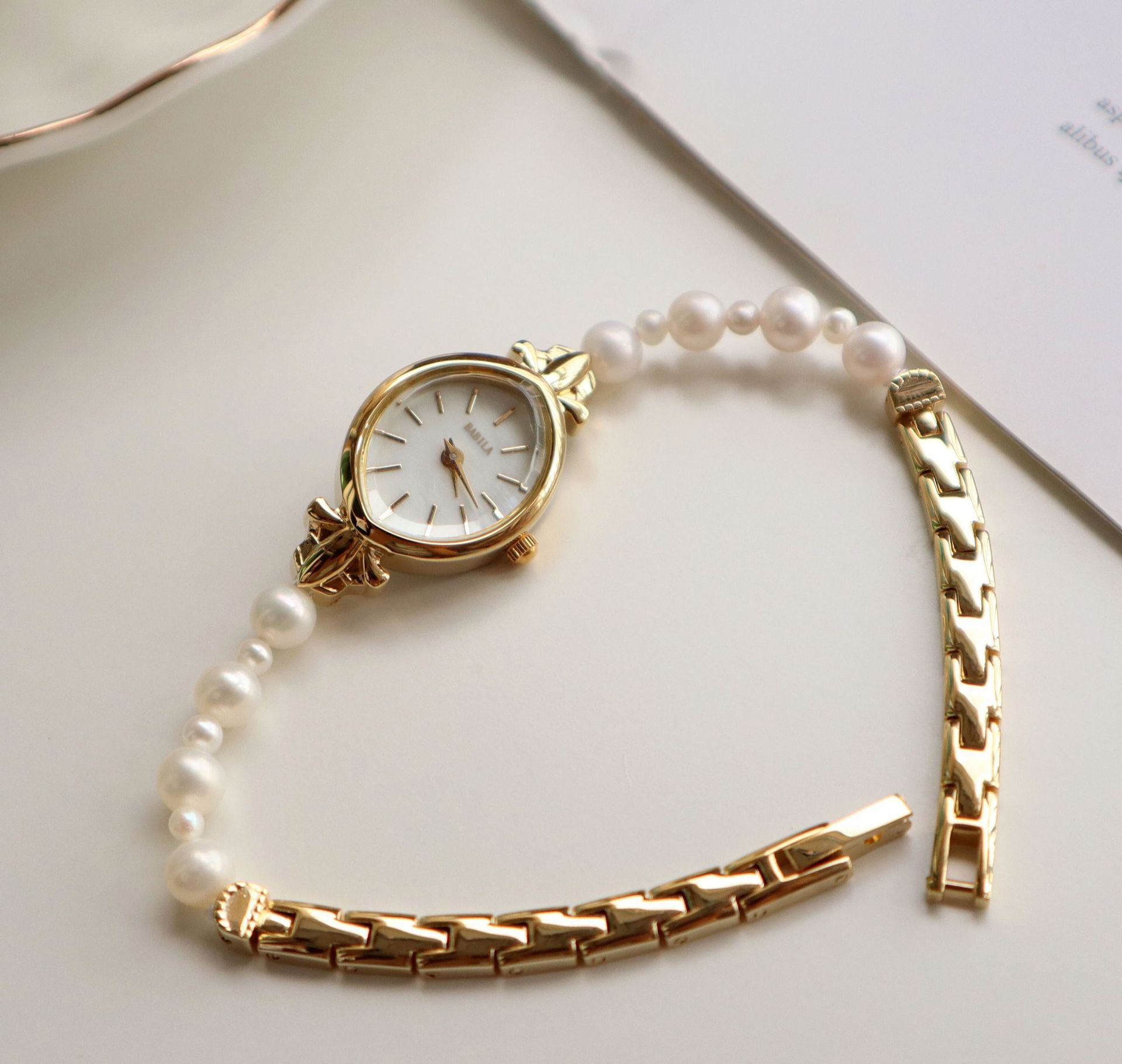 Pearl Women's Niche Mother Of Pearl Bracelet Watch