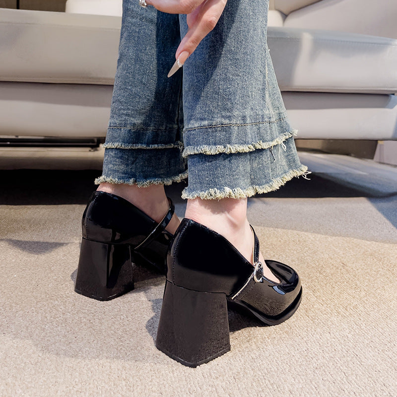 Women's One-strap Thick Heel Round Toe Large Size High Heels