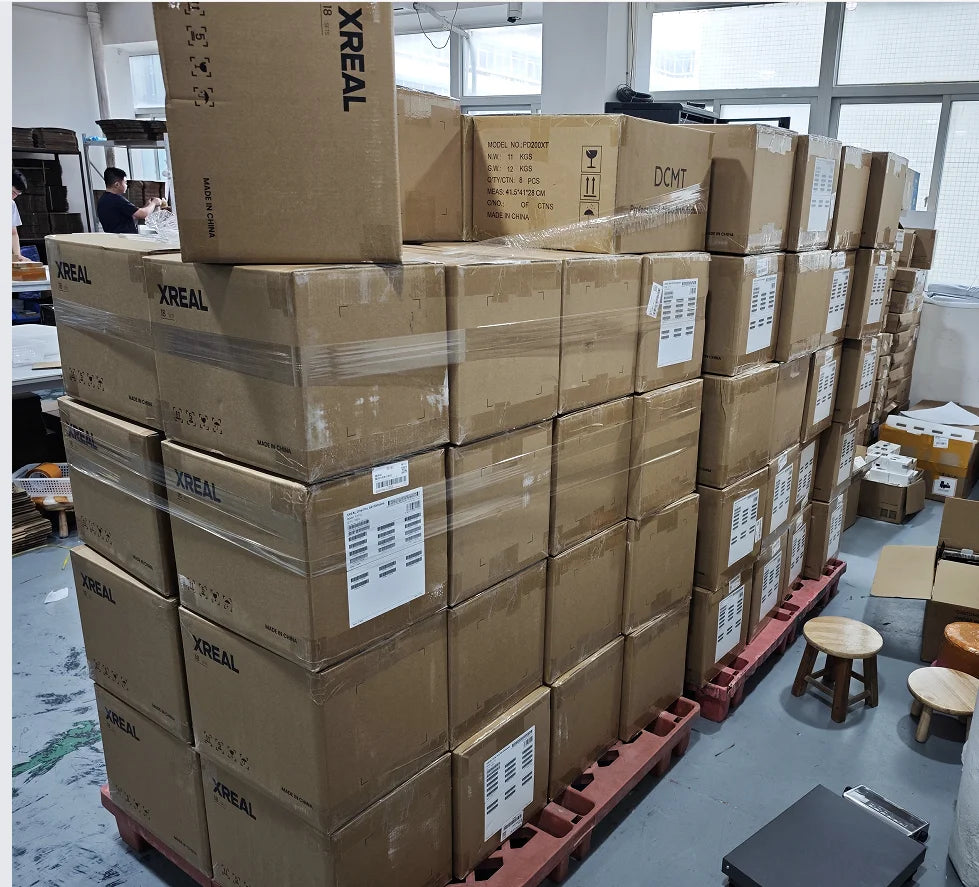 Factory Wholesale Xreal One Pro AR Glasses Latest 3DoF Smart Glasses with X1 Chip Dual Camera Type-C Charging 171" Giant Screen
