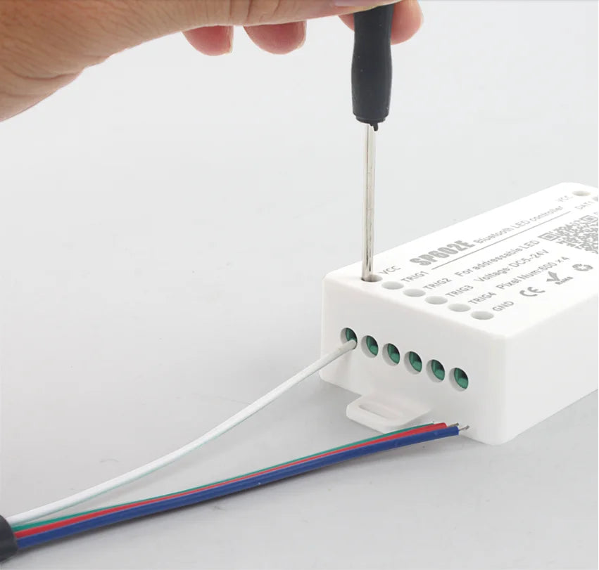 Glite Hot Selling SP602E 4CH Output Smart Home Pixel Led Controller DC5-24V Addressable Remote WS2811/2815 LED Strip IOS Android