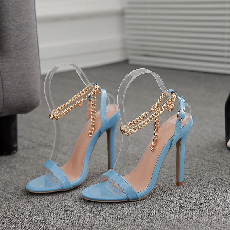 2024 New Zapatos Sexy Metal Chain Pointed Toe Stiletto Heels Thin Heel Sandals for Women Fashion Trend for Summer