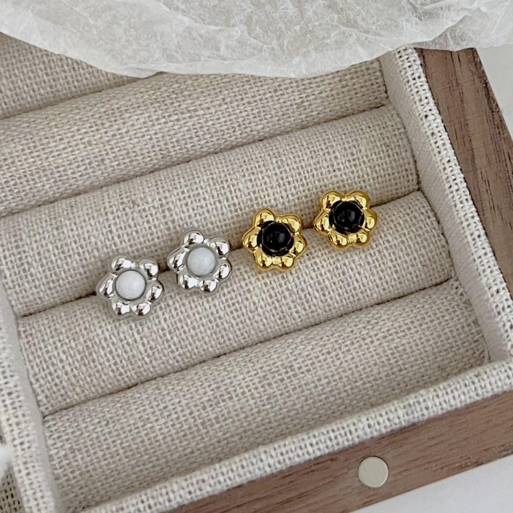 S925 Sterling Silver Black Agate Flower Small French Retro Simple