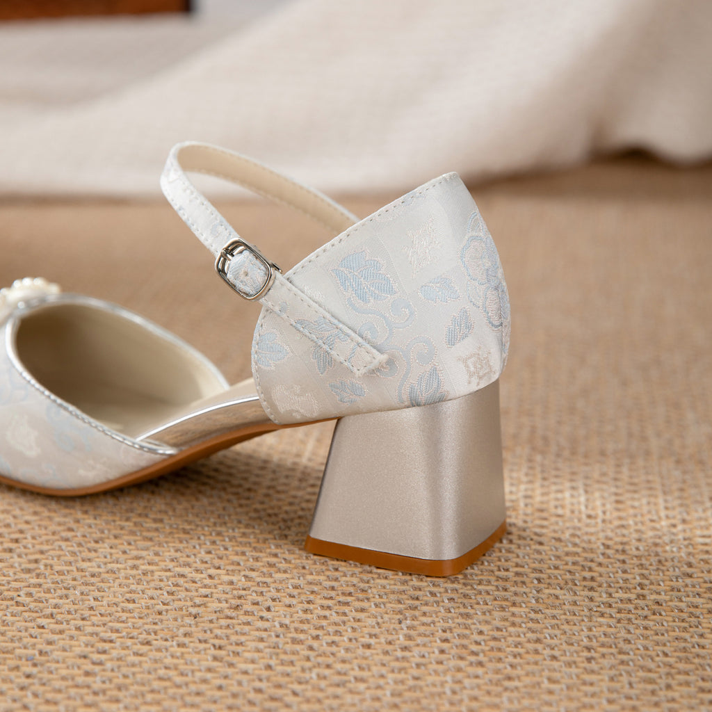 Light Blue Jacquard One-piece Platform High-heeled Women's Shoes. Oriental Beauty Pearl Buttoned Square-toe Hollow High-heeled Shoes. Elegant Versatile Single Shoes. Elegant Formal And Casual Shoes Fo