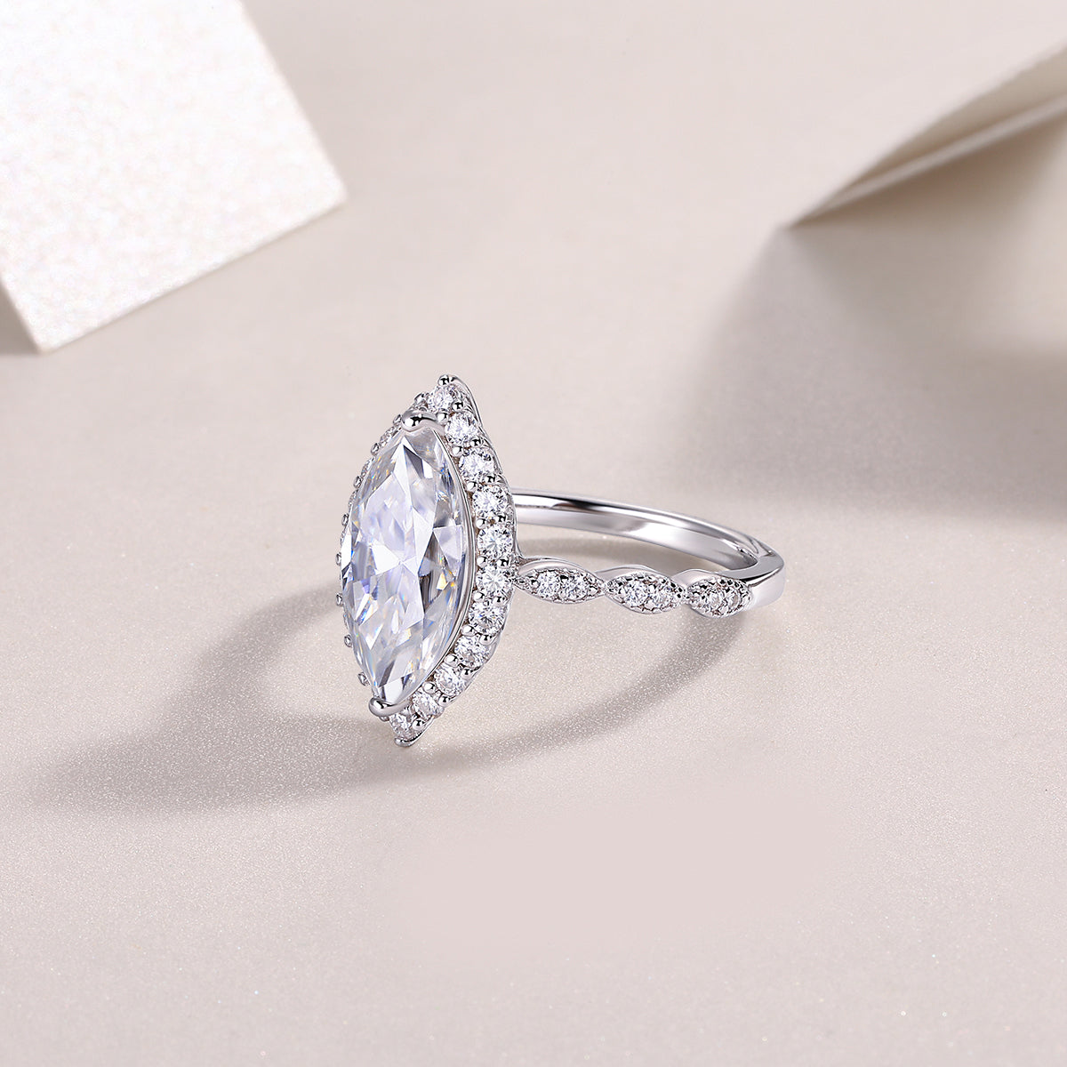 1Starlight Craze - A Fashionable Diamond Jewelry Piece Set With Moissanite S925 Sterling Silver And Platinum Diamond Ring Prohibit TikTok sales
