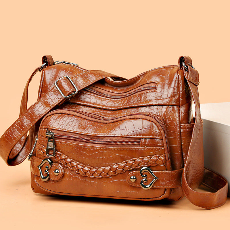 New Fashion Large Capacity Knitted Messenger Bag