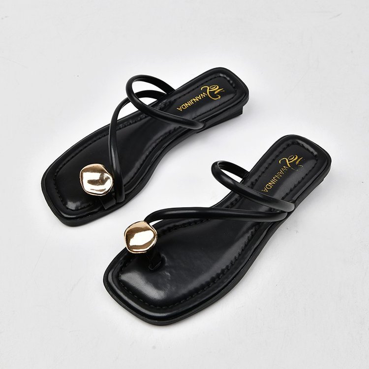 French Style Women's Fashionable Metal Toe Covering Flat Sandals