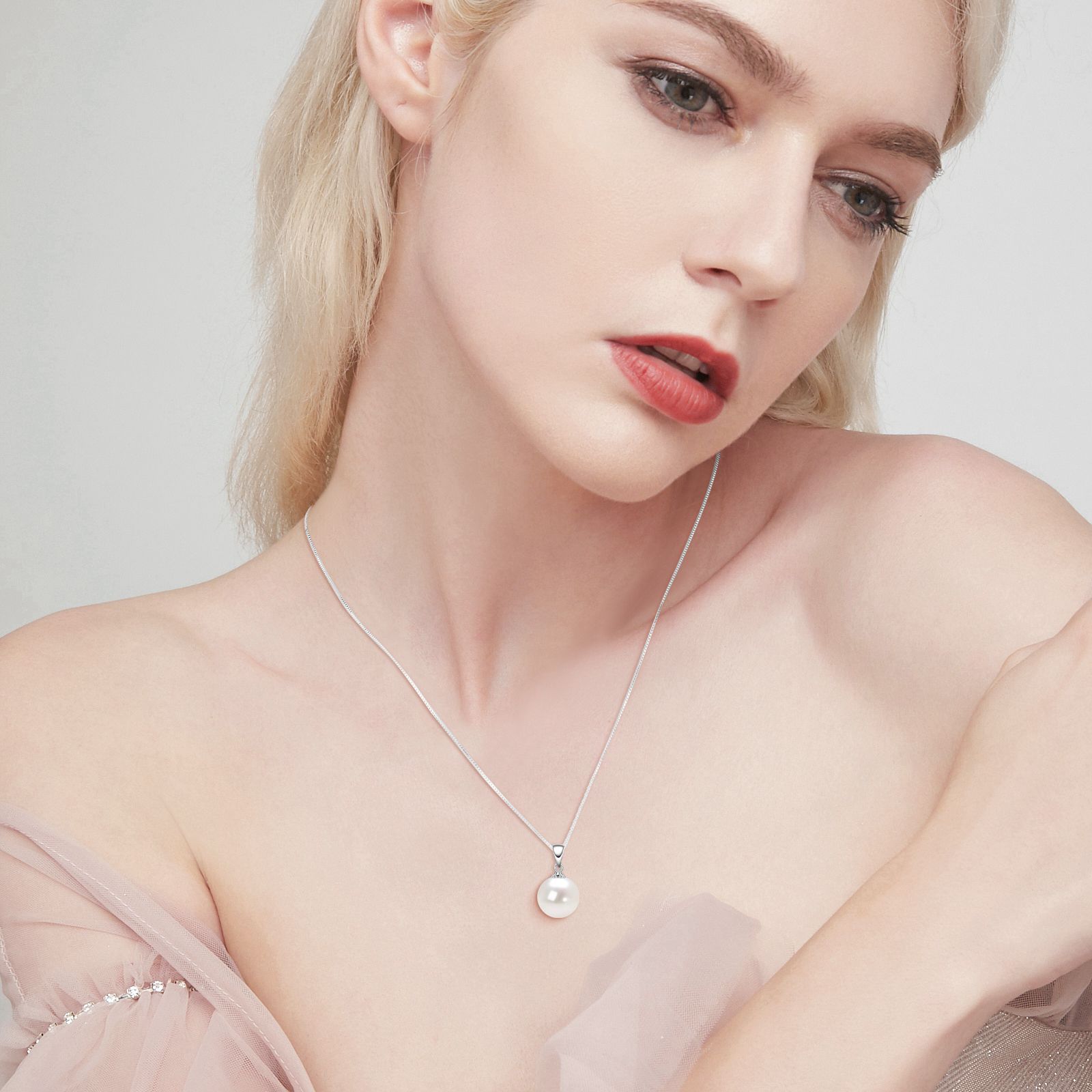 Small Light Bulb Necklace S925 Sterling Silver Simple And Versatile Single